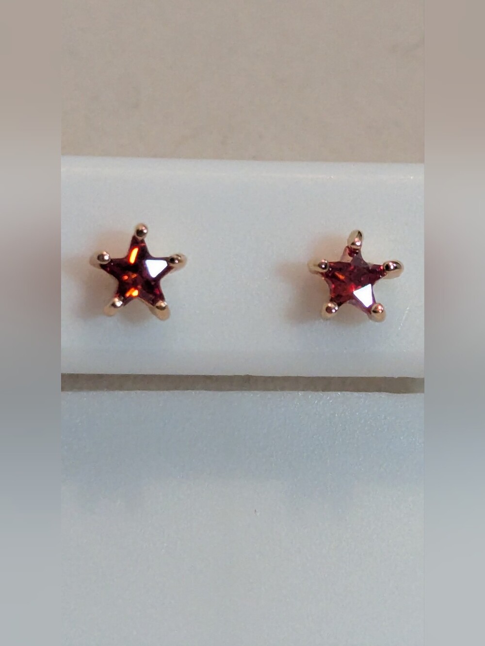 New Gold Star Garnet Stud Earrings - Women Jewelry